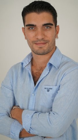 DIMITRIS R.